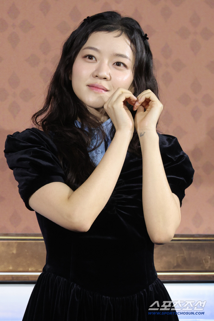 고아성, '삼진그룹 영어토익반' 감독과 재회…"'파반느' 매력=이종필 감독"