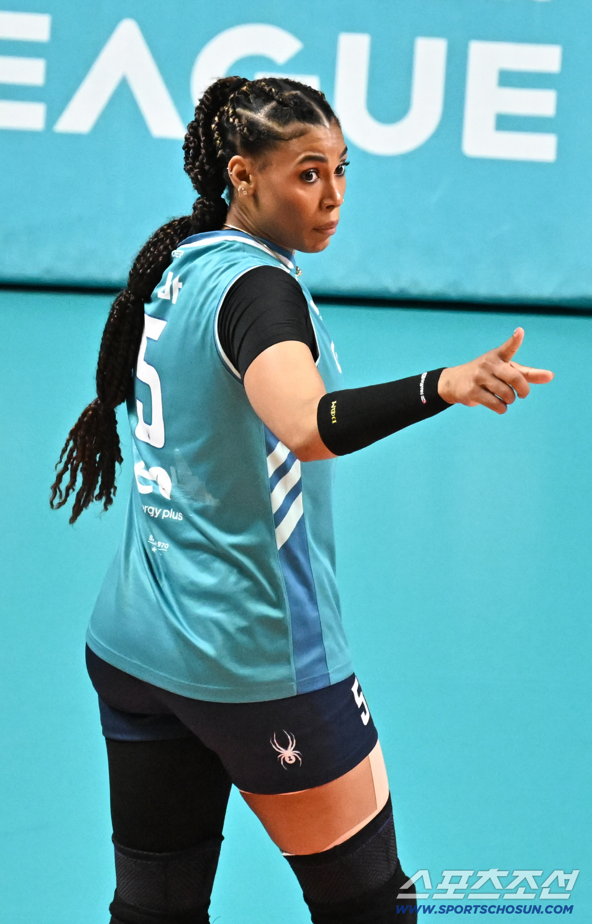 자타공인 '최약체' 부임 → 2년만의 첫 4연승 감격…미라클? "집보다 …