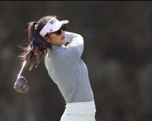 '출산 복귀' 앨리슨 리, 복귀전서 '렌탈 클럽' 들고 언더파 '무력시위'…사연은