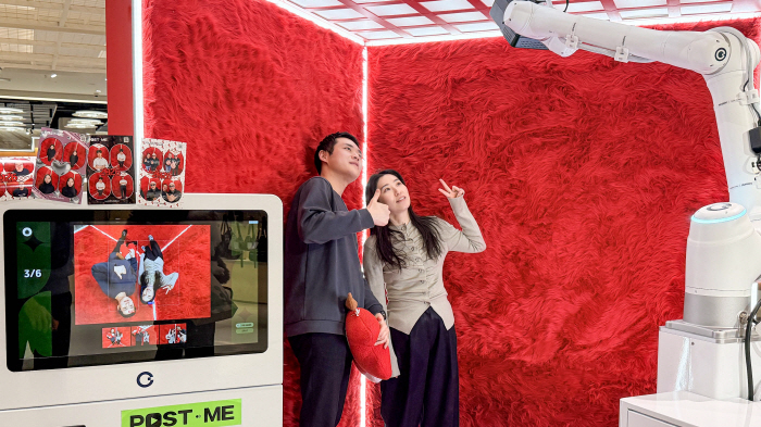 현대백화점 판교점, 22일까지 아이코닉스퀘어서 '2026 판교 테크쇼' 진행