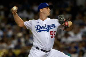 다저스 진짜 미쳤나. 전반기 삭제된 투수와 1년 계약 → 93억3920만원은 돈도 아니다