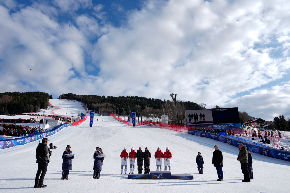 올림픽 관계자 깜짝 인터뷰 "콘돔 부족하면 언제든지 무료 공급" 밀라노의…