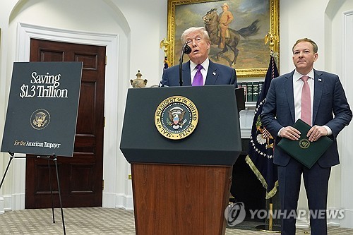 美, 온실가스 규제 근거 폐기…차량 등 배출기준 대폭 완화 전망