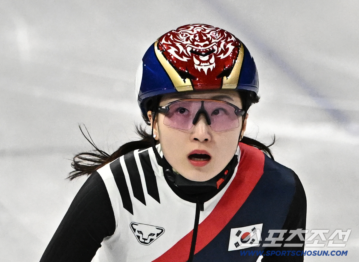 "올림픽이라서 그렇죠" '얼음 공주의 눈물' 최민정, 정복하지 못한 50…