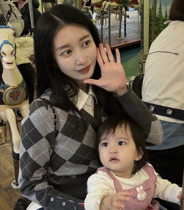 아야네, 둘째 유산 후 딸과 일본행...♥이지훈 두고 떠난 진짜 이유