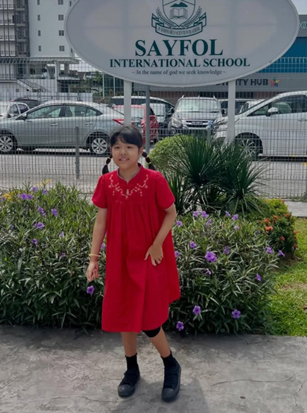 조윤희 딸, 말레이시아 국제학교 다녔다..교복 입고 '우월 비주얼'