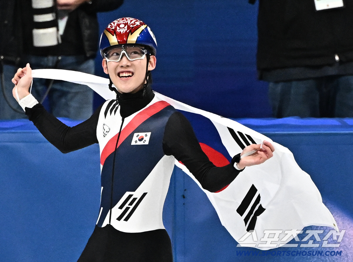 "한국 金-일본 銅 땄잖아!" '14억' 中 16위 추락 분노 폭발…韓 …