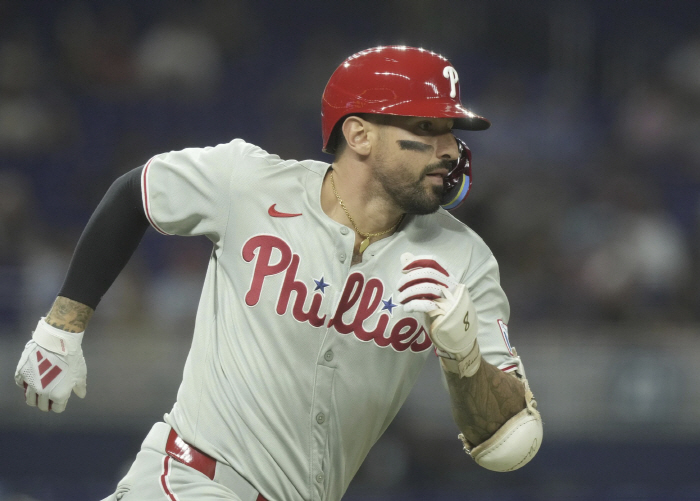 "감독이 날 교체할 권리가 있나?" 맥주 들고 더그아웃 난입해 이런 망언을, 결국 290억 주고 방출