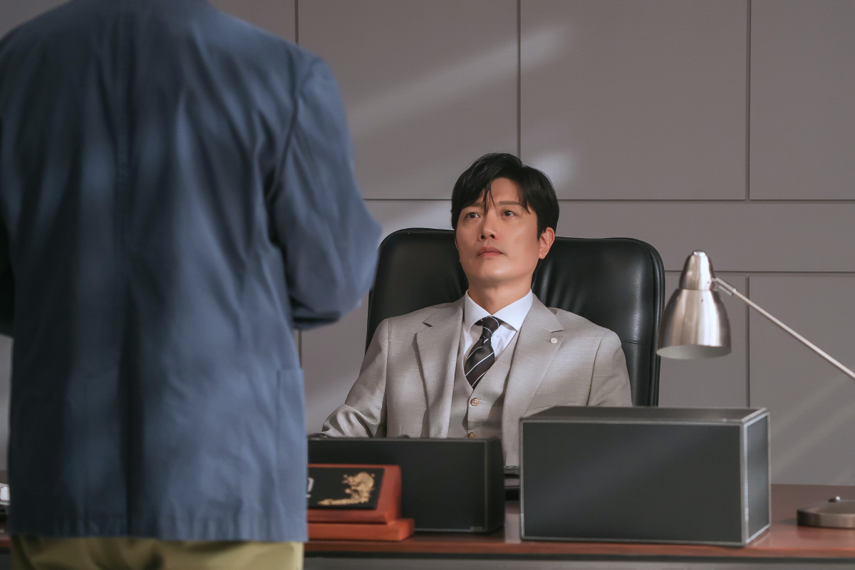 [SC인터뷰]지성 잡으러 뉴욕까지…'판사 이한영' 감독, 시즌2 입 열었…