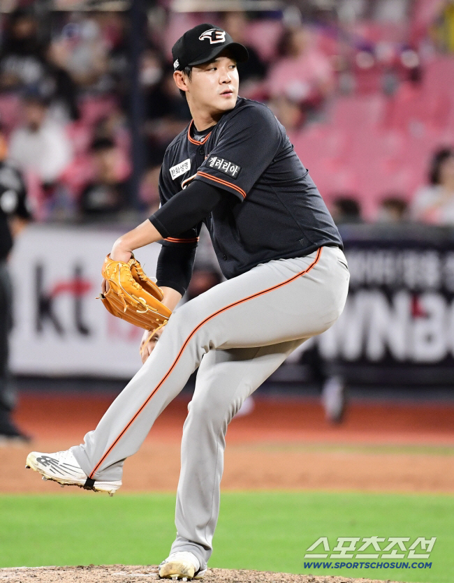 "충분히 설명해 이해시키는 게 중요해요" 지도자로 새출발 한화 암흑기 가…