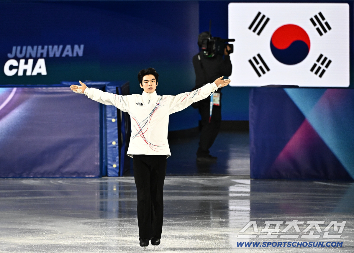 [밀라노 LIVE]'아! 0.98점 차이' 꽈당 넘어진 차준환, 아쉽게 …