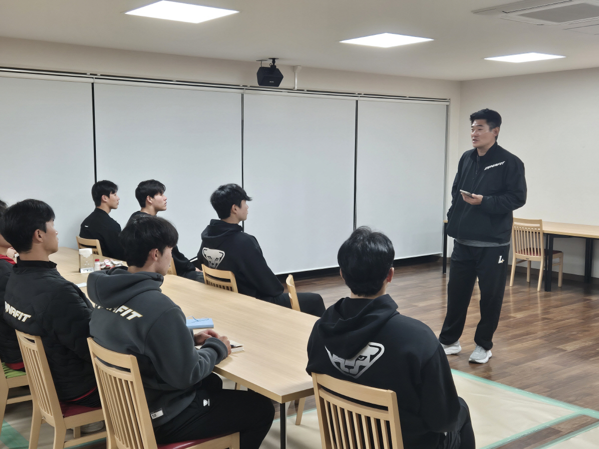 "조심해, 인생 한방에 끝난다" 예언이 된 조언, '훈련중단→강제귀국' …