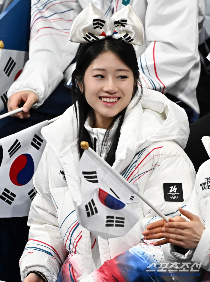 "나만의 인사법, 모두에게 웃음 드리고파" 올림픽 예열 중인 이해인, "부담감 떨쳐버릴 것"[밀라노 LIVE]