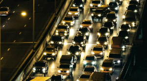 차 오래 타도 '이코노미클래스 증후군' 발생…대표적 증상은?