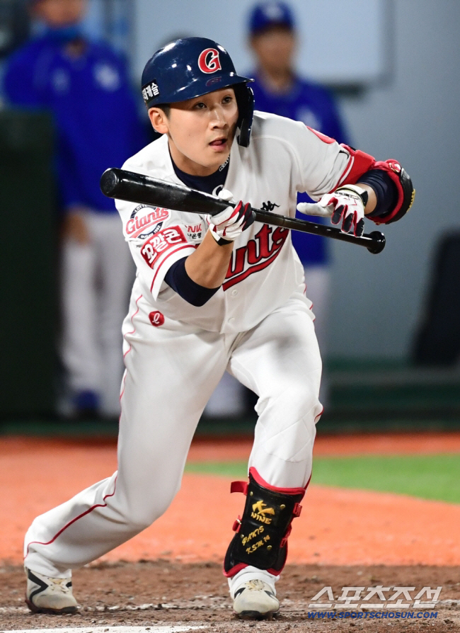 "국가대표까지? 놀랍네" 대만도 충격…롯데 불법도박 4인방, 망신도 이런…