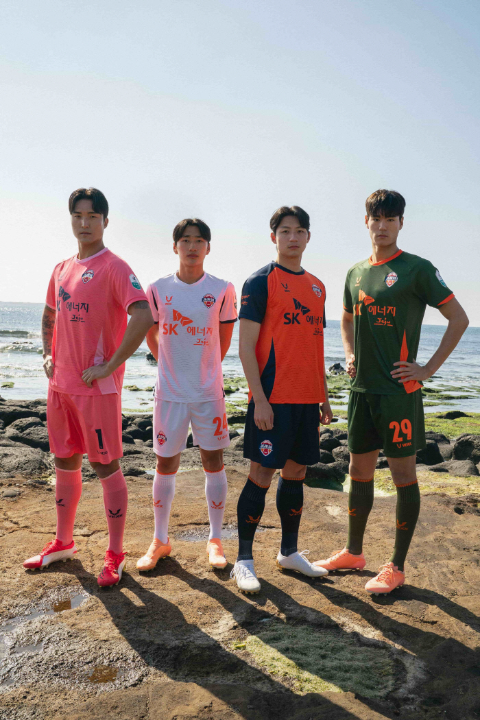'멈추지 않는 물결, 승리를 향한 바람' 제주SK, 2026시즌 신규 유니폼 공개