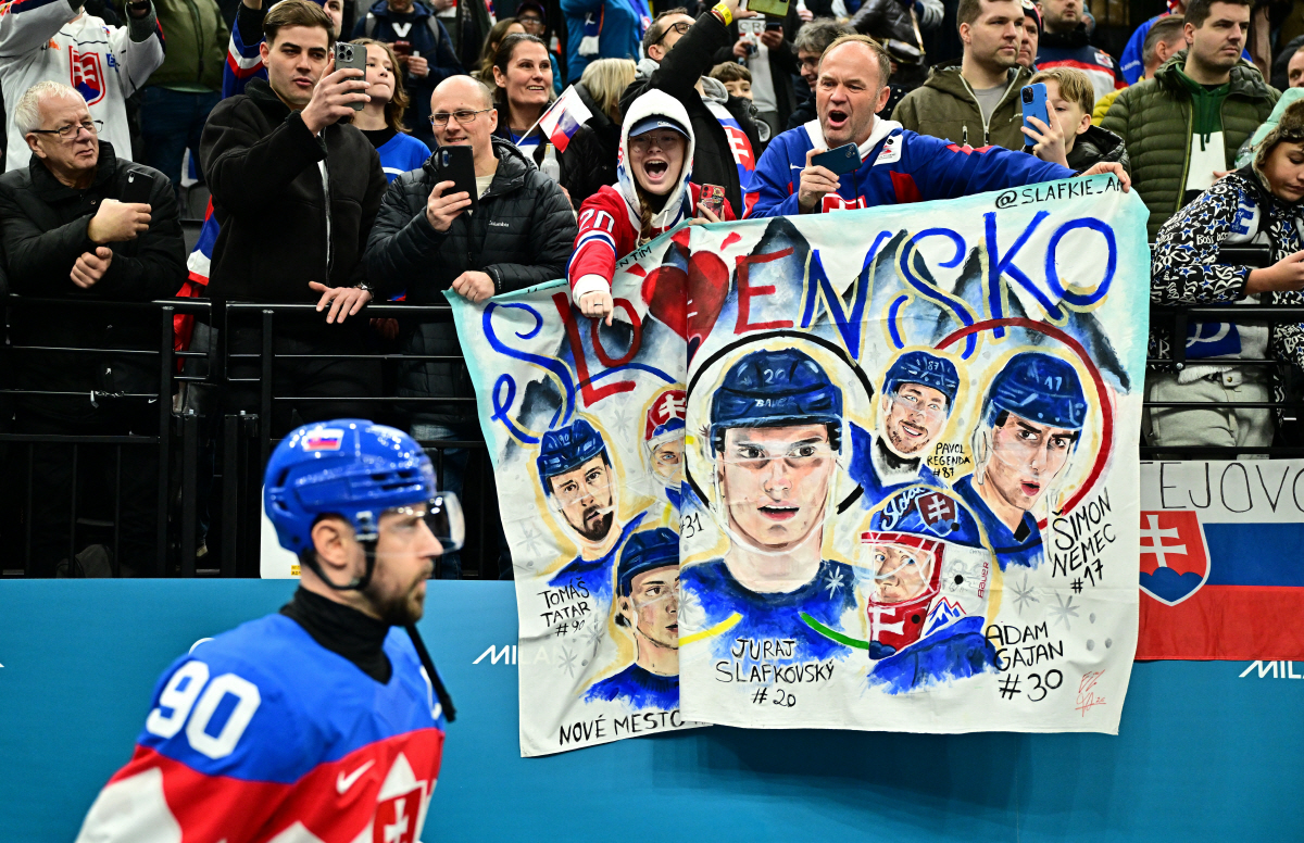 영화같은 현실이 벌어졌다! 16년간의 도망. 올림픽 아이스하키 응원 위해…