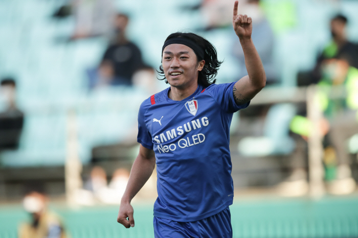 [단독]'중원사령관' 고승범, 수원 삼성 전격 복귀! 울산, 이민혁+박우진 수혈…2대1 트레이드 합의