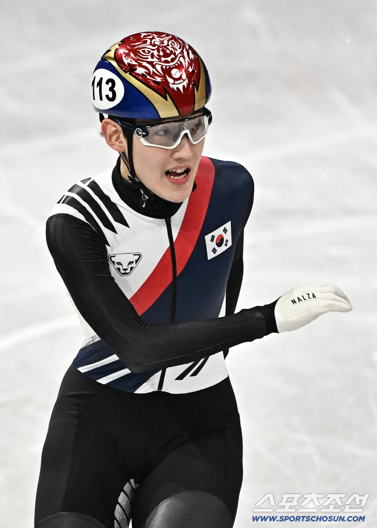 [밀라노 LIVE]'디펜딩 챔피언' 황대헌-신동민, 1500m 준결선 진…