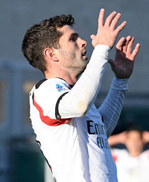 프랭크 경질 완료! 이제 '손흥민급' 영입만 남았다→토트넘, AC 밀란서 퓰리식 영입…