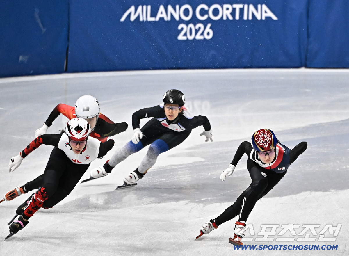 "심석희 밀고, 최민정 찢고" '6金 1銀' 절대 1강이 돌아왔다! 女 …