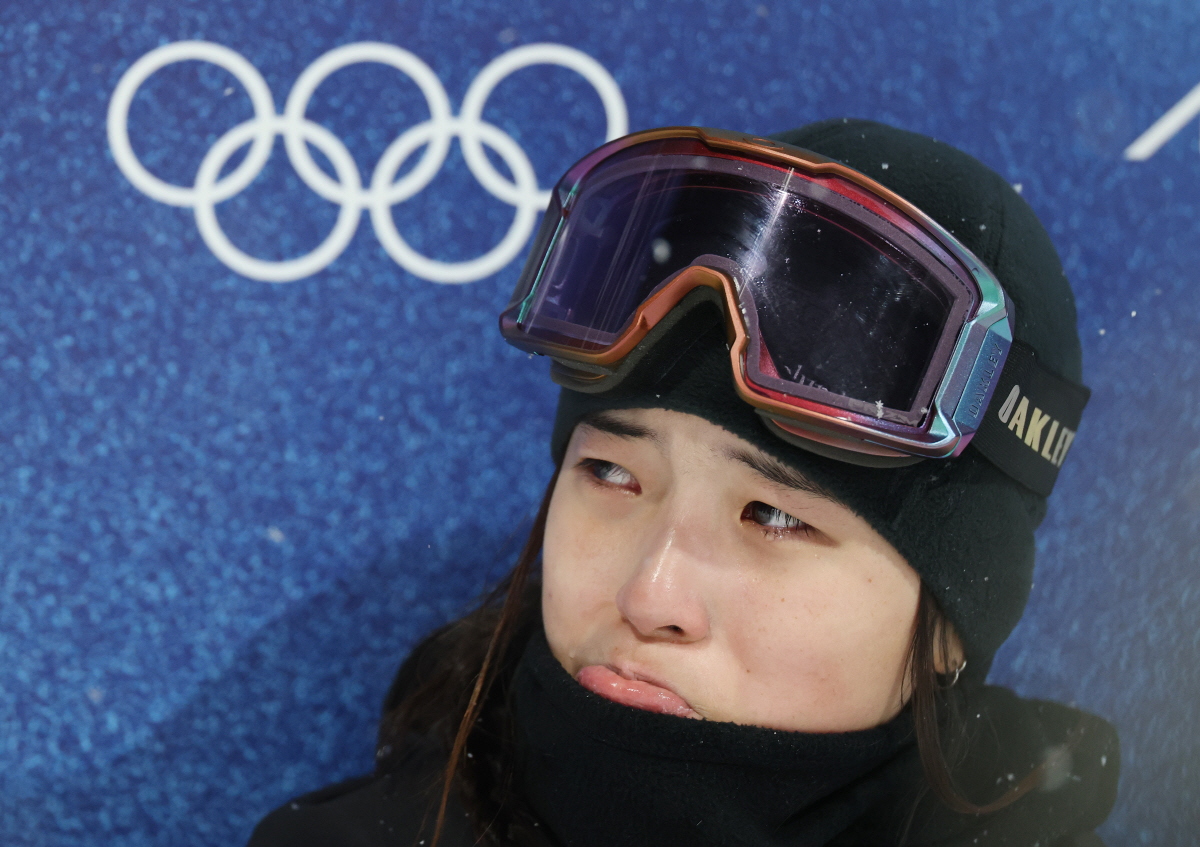 "우리동네 설상 최초 금메달리스트!" 내아이처럼 기특한 최가온,'플래카드…