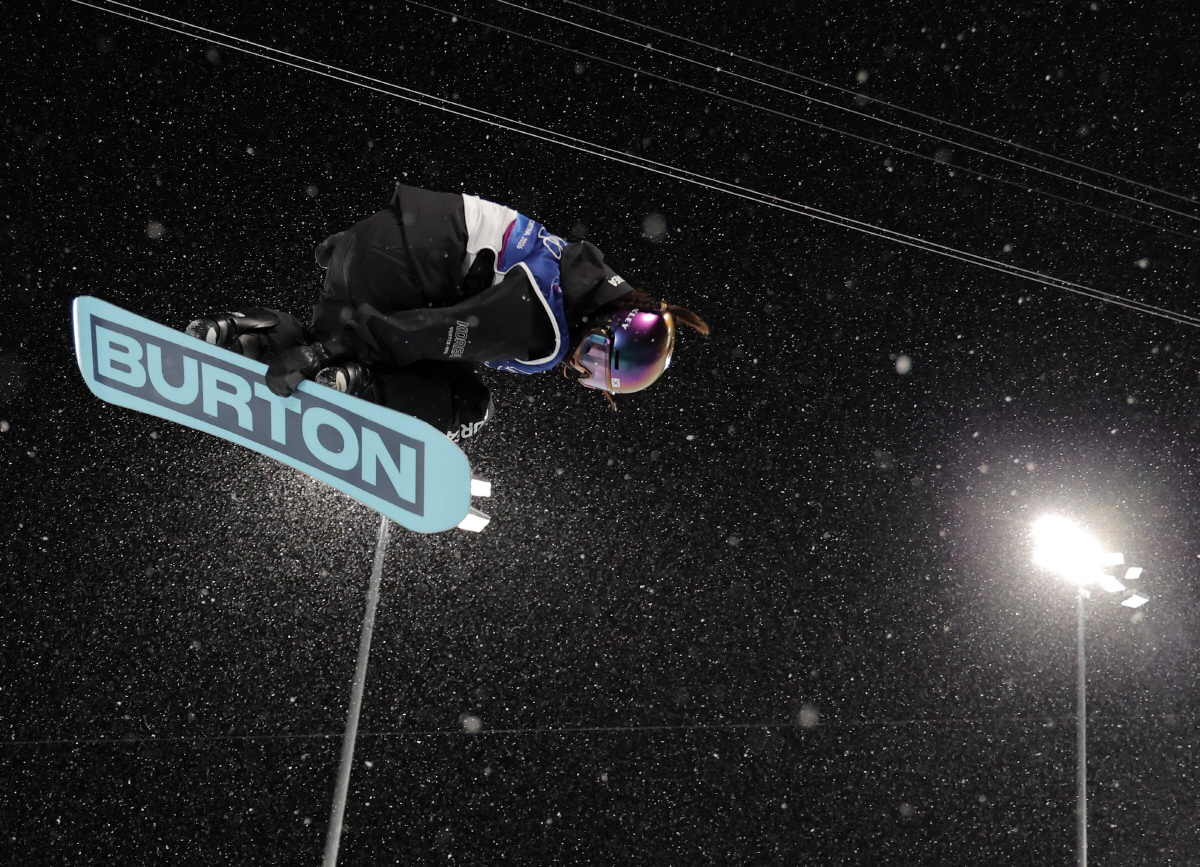 "우리동네 설상 최초 금메달리스트!" 내아이처럼 기특한 최가온,'플래카드…