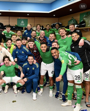 韓축구 만세! 뉴캐슬의 플랜에는 박승수가 있다, 6개월만에 1군 벤치 복귀...경기 후 라커룸서 찰칵→뉴캐슬은 FA컵 16강 진출