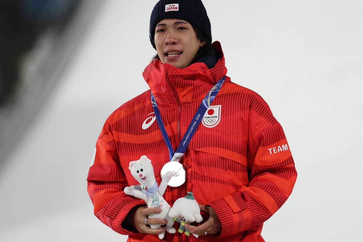 "부러우면 지는거" '亞1강'日,역대 최단기간 9일만에 메달 15개 수집…