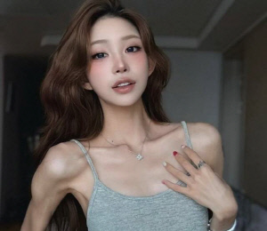 '故최진실 딸' 최준희, 5월의 신부된다…♥11세 연상 연인과 5년 열애 끝 결혼[SC이슈]