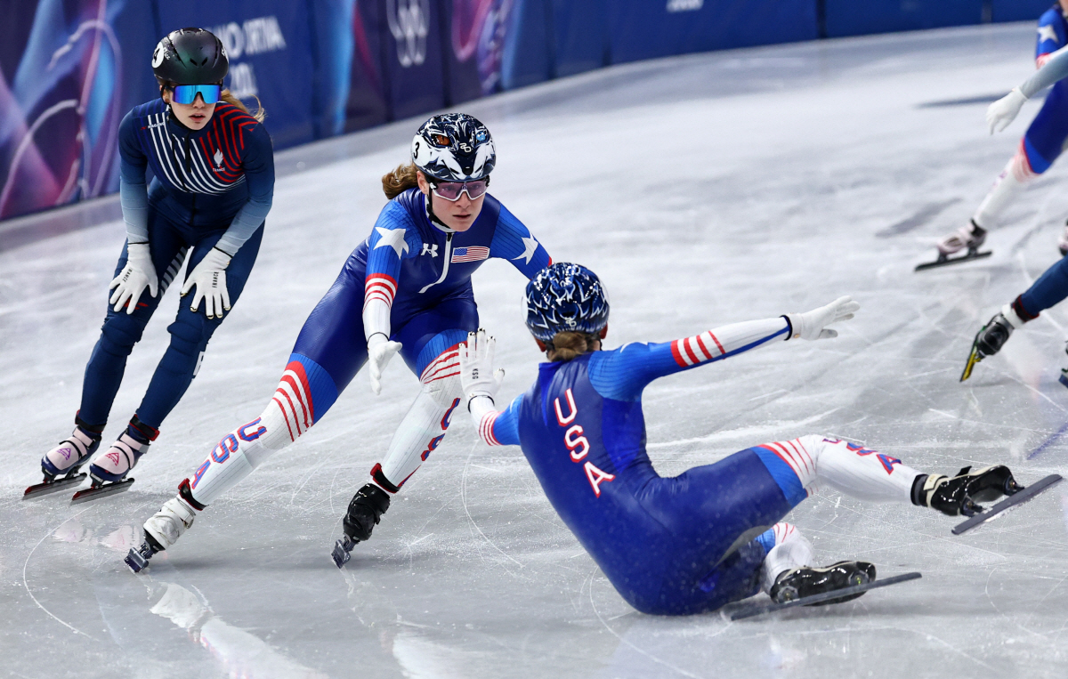 "죄송합니다, 정말 죄송합니다" 대국민 사과까지 했는데...밀라노 빙판에…