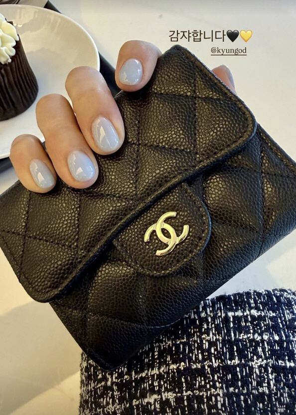 27기 상철♥23기 영숙, 결국 공개 열애..밀착샷에 샤넬 선물까지 '달달'