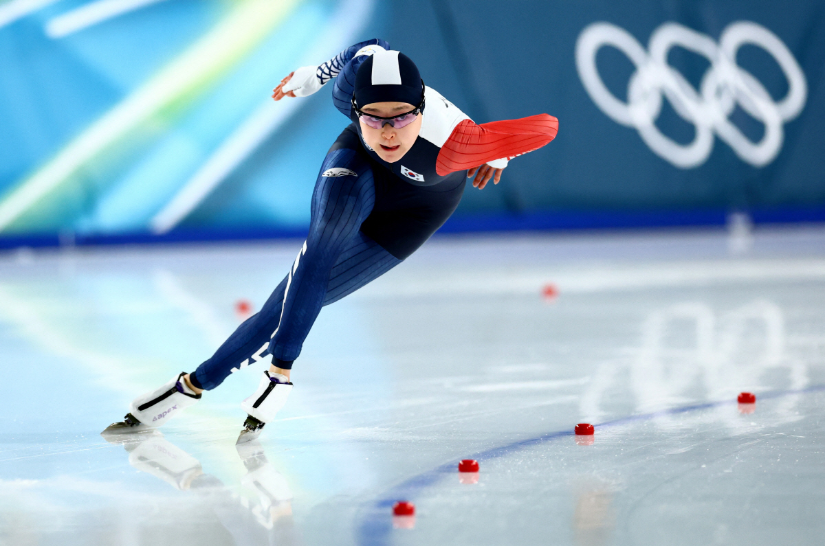 [밀라노 LIVE]"아쉽다!" '신 빙속여제' 김민선 500m 14위,'…