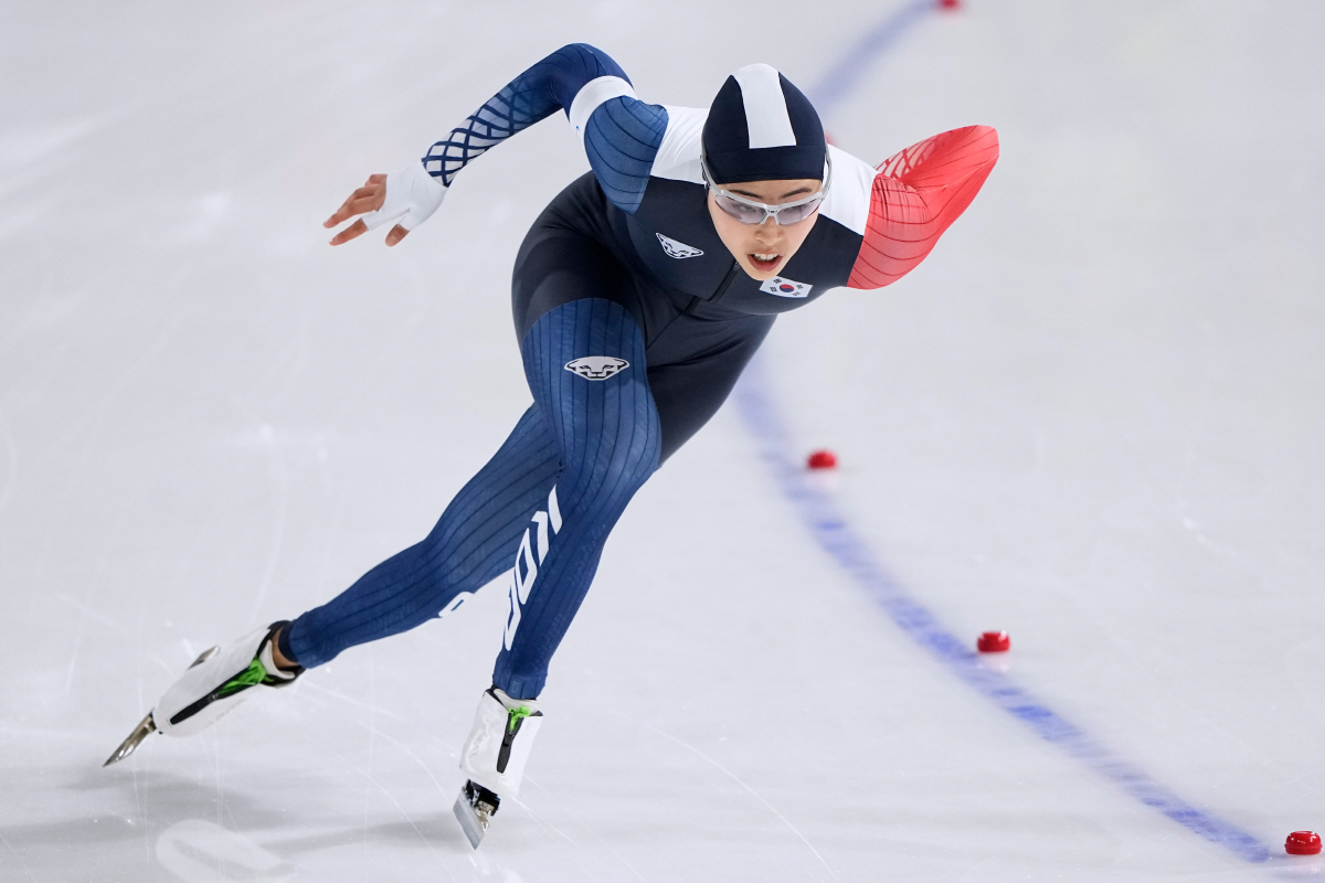 [밀라노 LIVE]"아쉽다!" '신 빙속여제' 김민선 500m 14위,'…