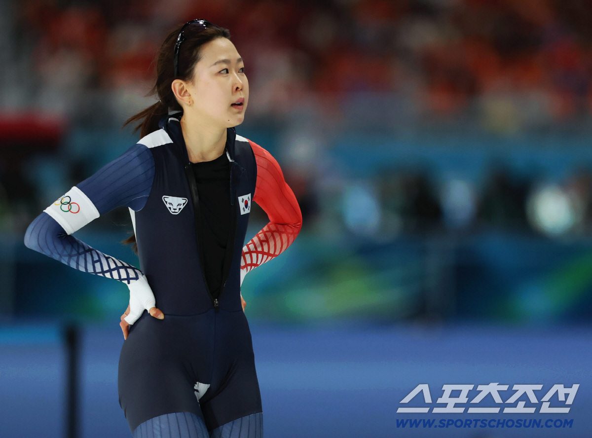 "무너질 것 같은 시간 많았다" '韓 빙속 간판' 김민선의 눈물 그리고 …