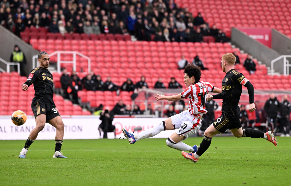 "빅리그 입성 도화선되나" 배준호, 2부 아닌 EPL 상대 2026년 첫…