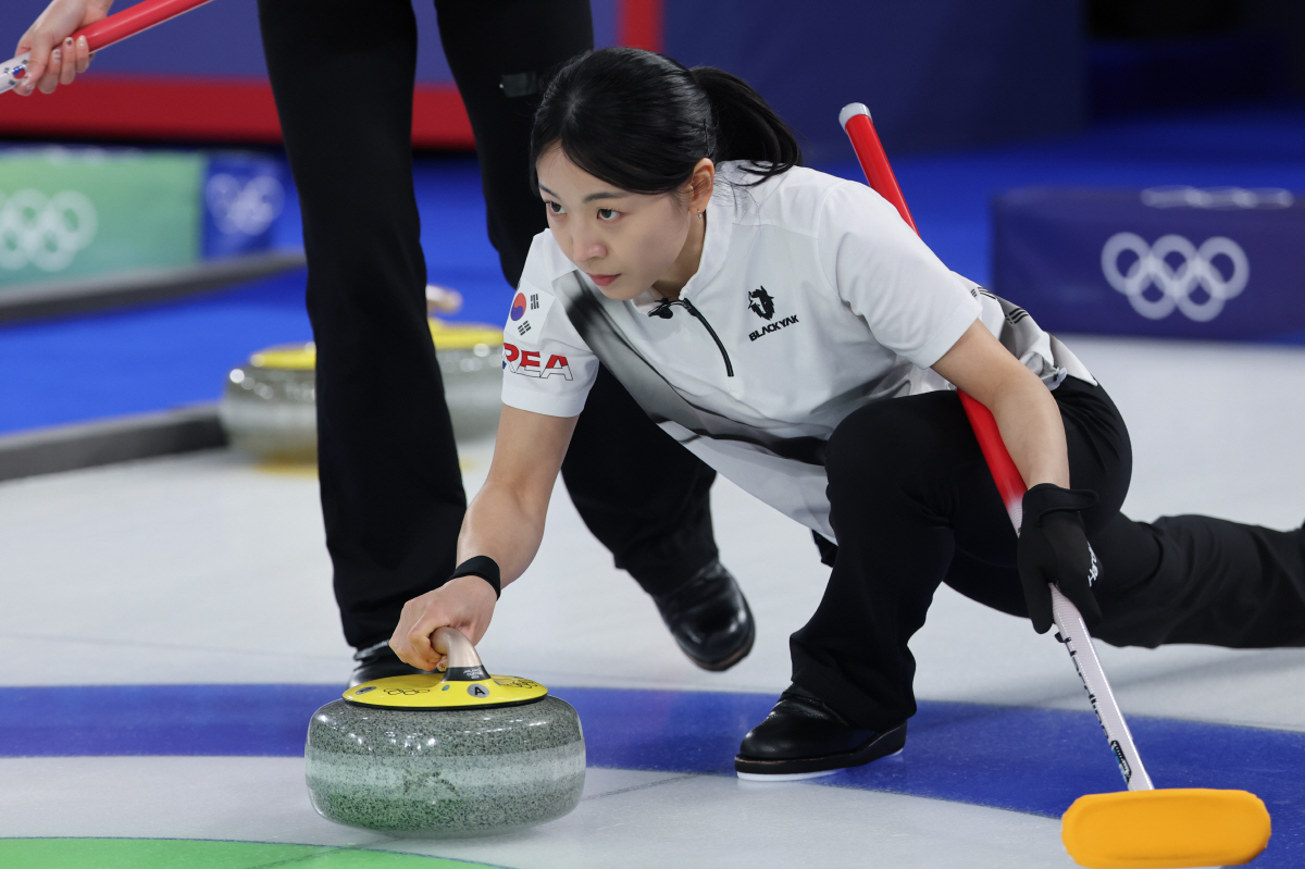 "충격적 비주얼! 반짝반짝 눈이 부셔~GGGGG" 실력X미모 다 가진 女…