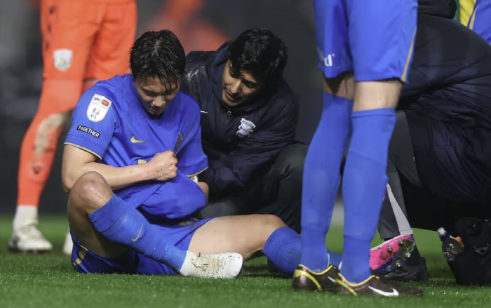 '중원 초토화' 홍명보호 초비상 촉각, '어깨 부상' 백승호 전문의 만난다...