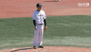 '저 50세 너클볼 투수 누구야?' 허민 전 의장, 한화 상대로 꿈을 이뤘다