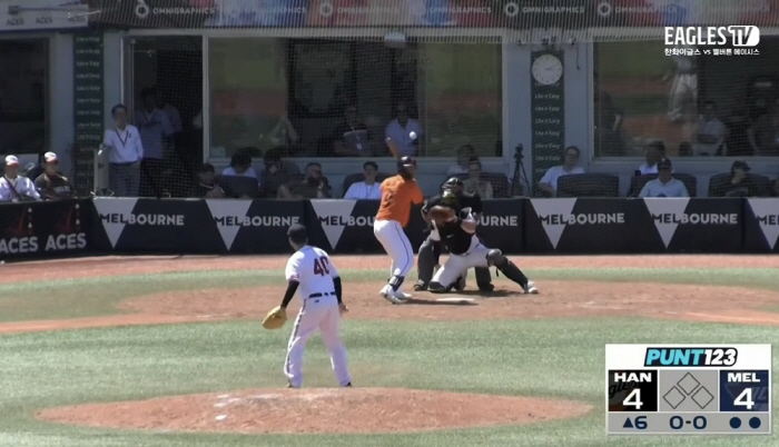 '저 50세 너클볼 투수 누구야?' 허민 전 의장, 한화 상대로 꿈을 이…