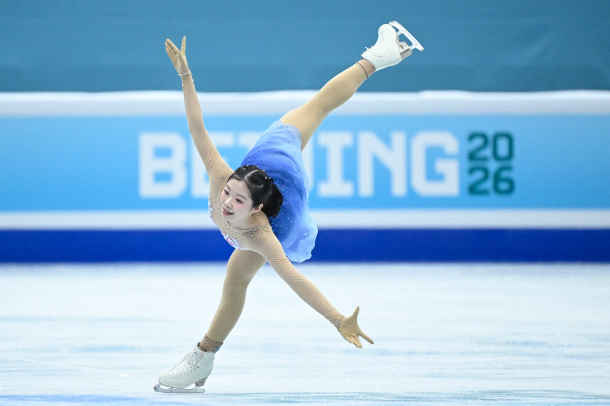 '韓 피겨 간판'→'언어 천재 인성 甲' 日 '인간토끼' 신지아에 관심 …
