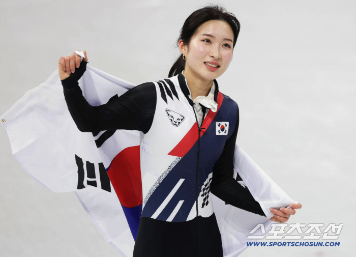 "그동안 대한민국에 밀렸었잖아!" 日 깜짝 놀랐다…金 4개 '싹쓸이' 네덜란드 '쇼트트랙도 장악했다' 극찬