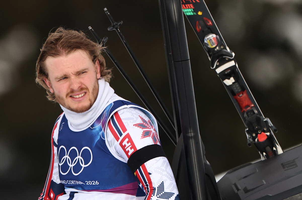 미쳤다! "메달 못 따니까 필요 없어"→"장비 숲속에 내던지고 눈밭에 털…