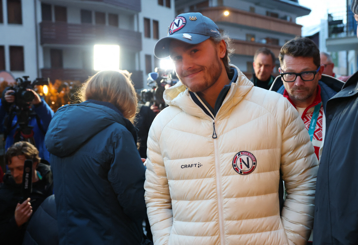 미쳤다! "메달 못 따니까 필요 없어"→"장비 숲속에 내던지고 눈밭에 털…