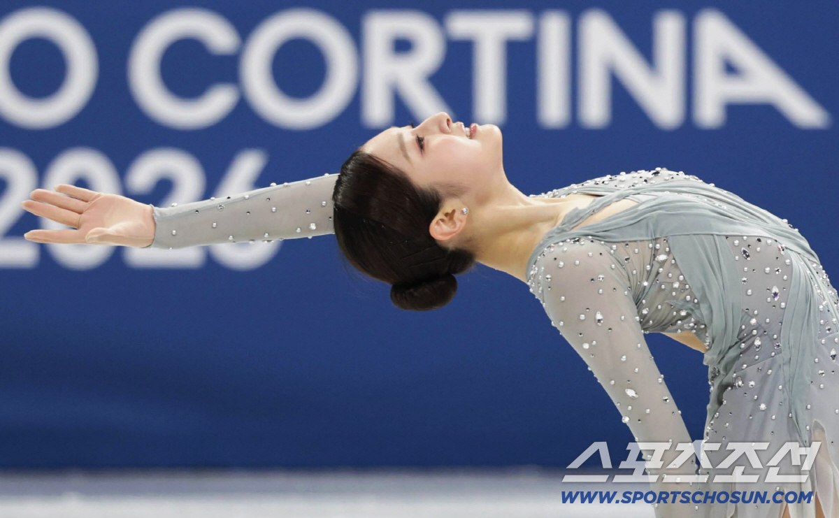 "아쉽고 속상하지만...나아가겠다" '점프 실수' 신지아, 프리 향한 단…