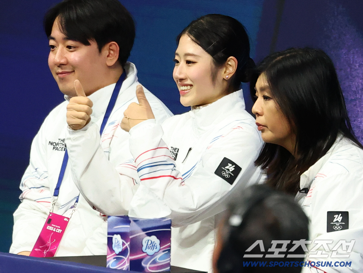 "다리 후들후들"→"내가 나를 100% 믿어야" 이해인, 시즌 베스트로 …