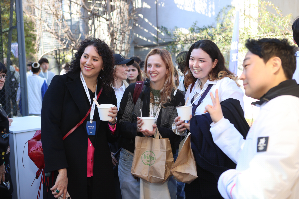 '큰손' 노희영 코리아하우스 단장 "韓명절 설 문화, 세계인과 나눌 수 …