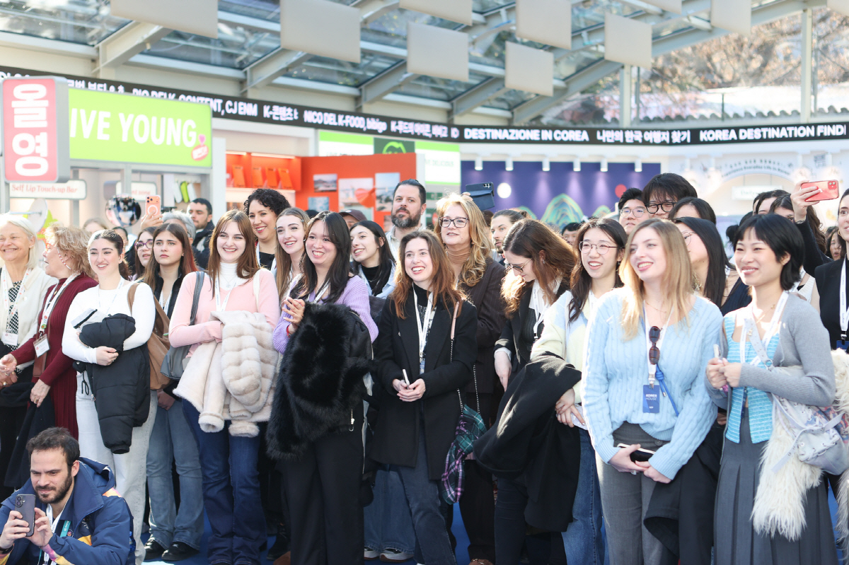 '큰손' 노희영 코리아하우스 단장 "韓명절 설 문화, 세계인과 나눌 수 …