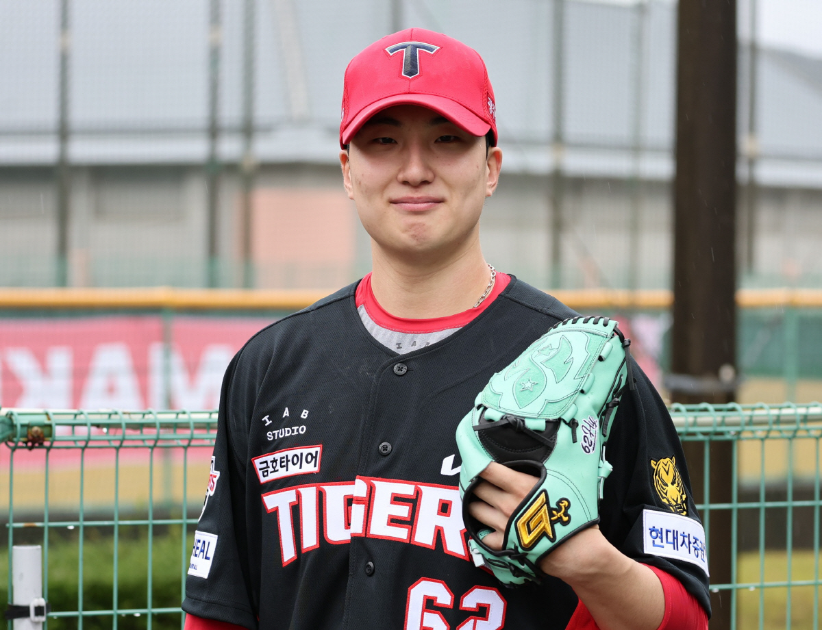 선동열 뛰어넘고도 연봉 삭감 철퇴, 인정하고 진화한다…"무조건 잘해야죠,…