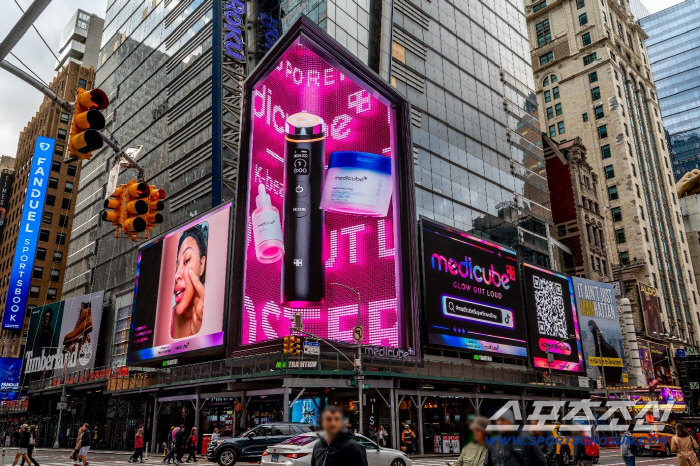 에이피알, 메디큐브 아마존-울타 뷰티 투트랙 전략으로 美 시장 고성장
